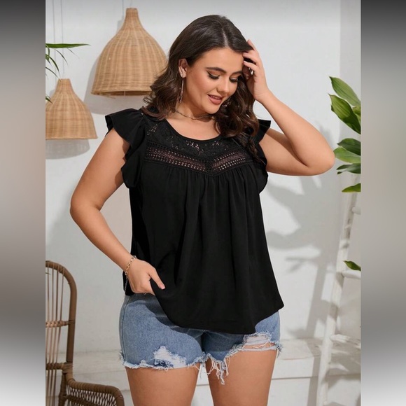 SHEIN Tops - SHEIN Black Ruffle Sleeve Blouse